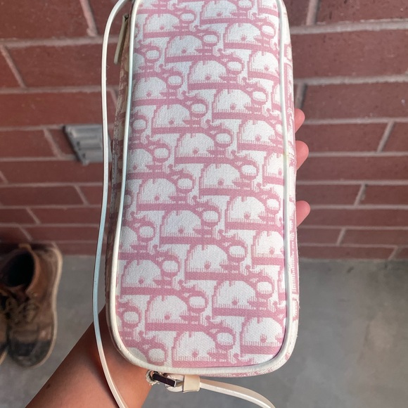 Christian Dior Pink Monogram Shoulder Bag - Picture 15 of 17